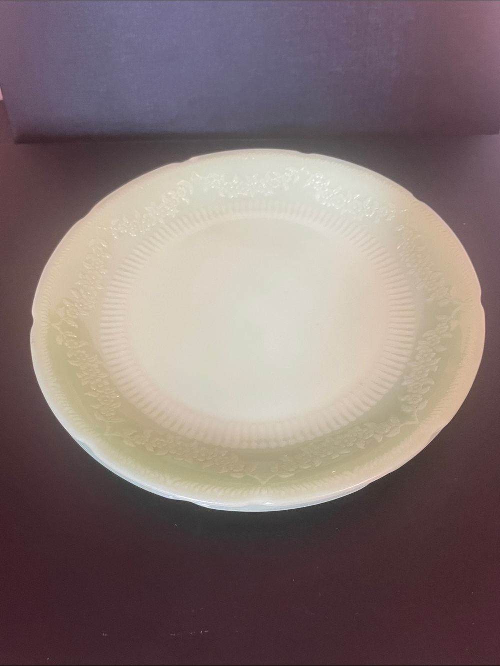Vintage Anchor Hocking Alice Pattern Jadeite Plates Set of 2